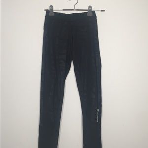 Reebok Shiny Embossed Graphic Leggings CrossFit